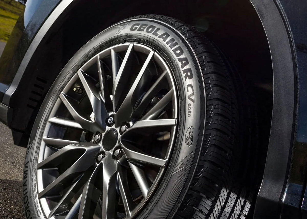 Yokohama Geolandar CV G058 235/55R20 102V BW All Season Tire