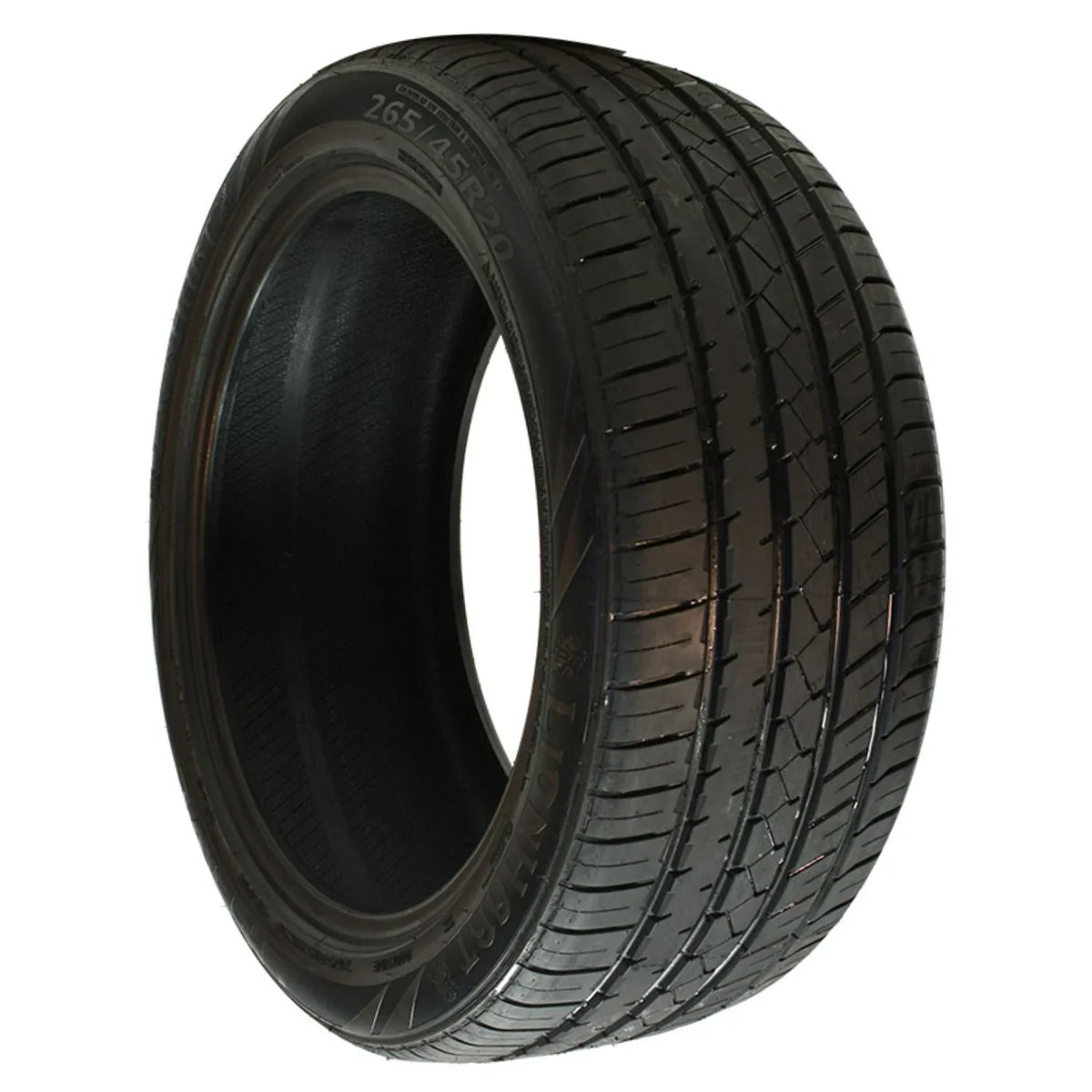 Lionhart Lionclaw HT LT275/60R20 114T Fits: 2016-18 Ram 1500 HFE, 2019-20 Ram 1500 Classic Warlock